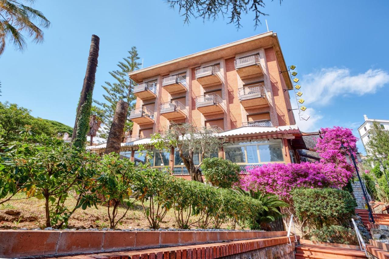 Hotel Astoria Bordighera Exterior photo